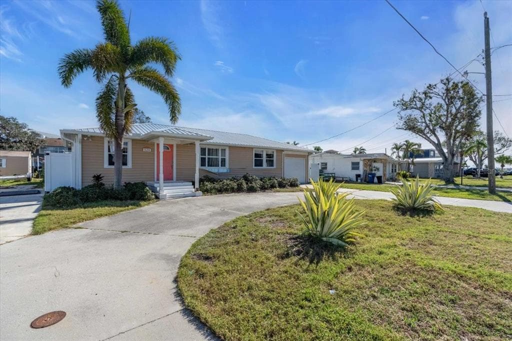 524 PALM AVENUE photo 4