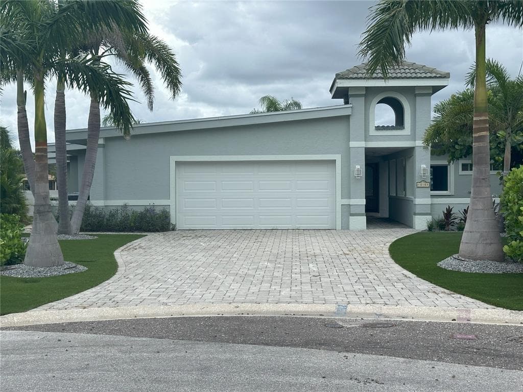 10103 TARPON DRIVE 2