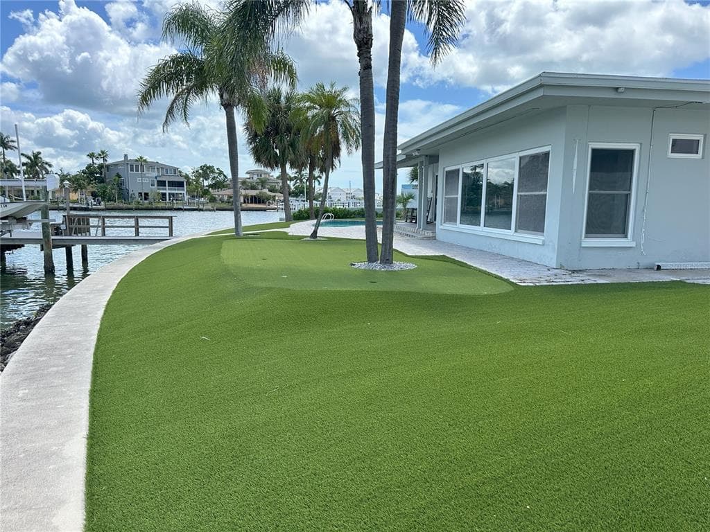 10103 TARPON DRIVE 5