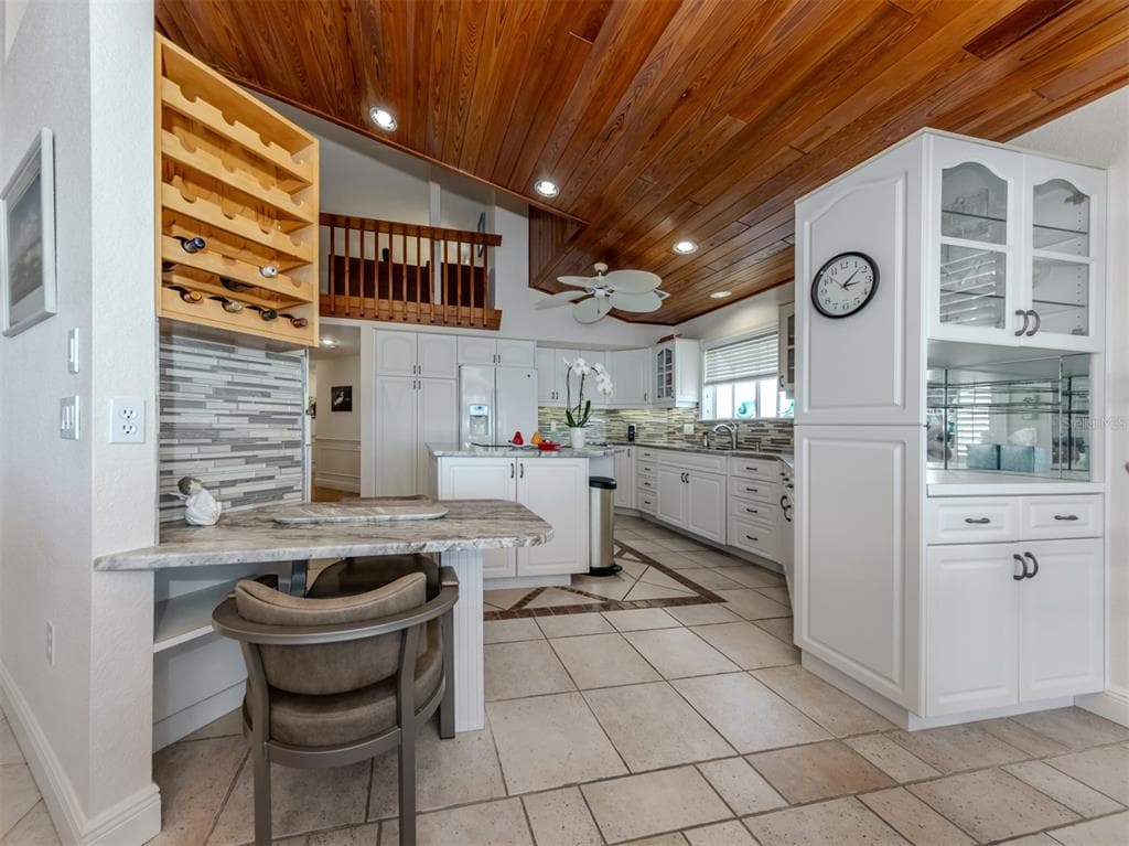 1400 BEACH ROAD 3 photo 12