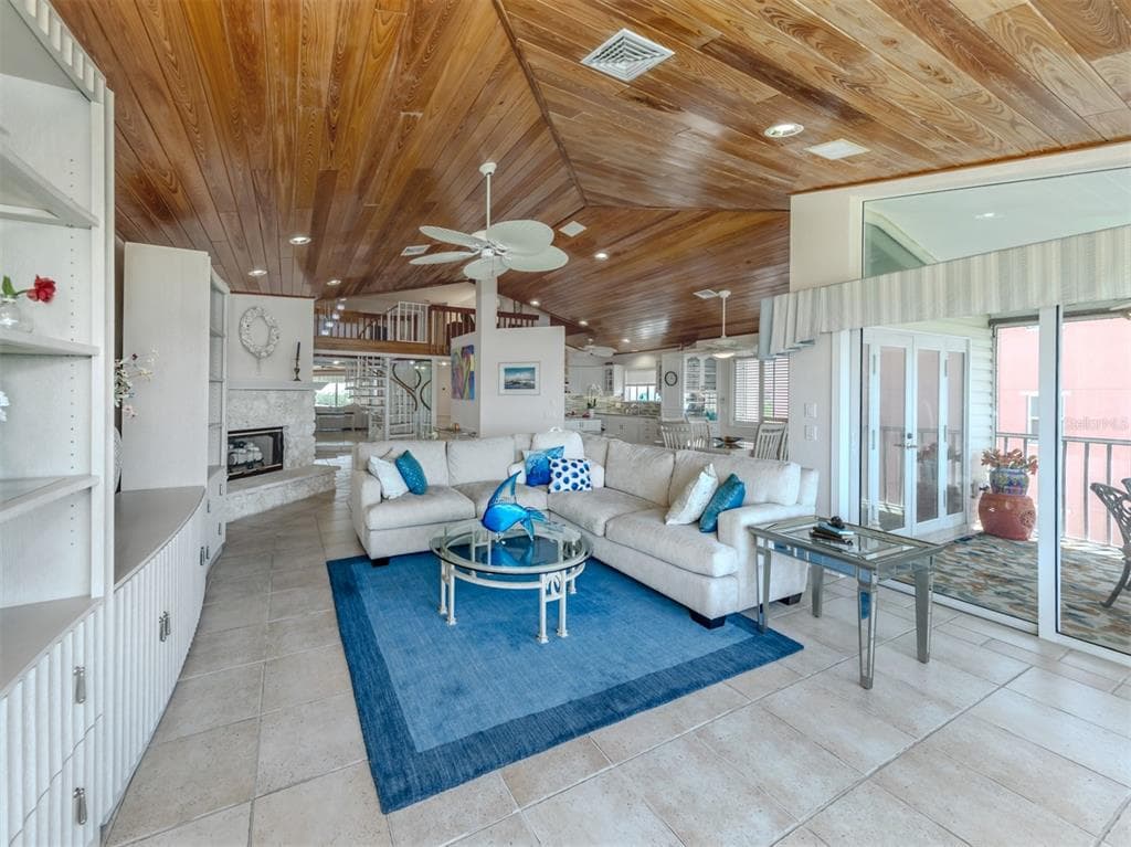 1400 BEACH ROAD 3 photo 9