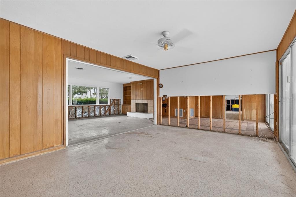 377 S SHORE DRIVE photo 6