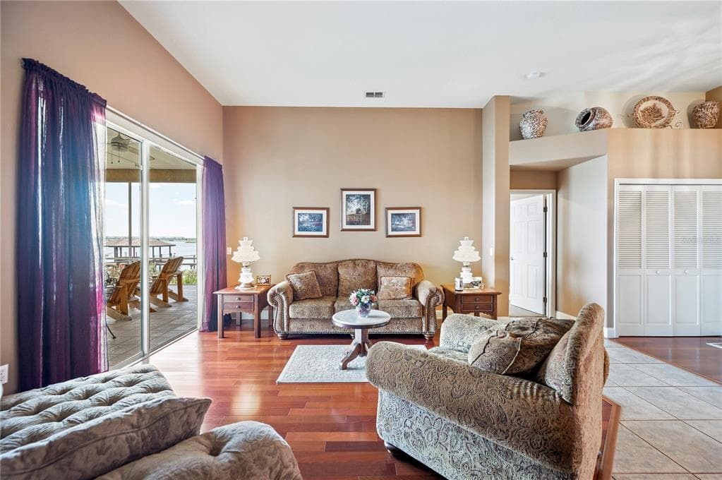 102 BAYBERRY DRIVE photo 10