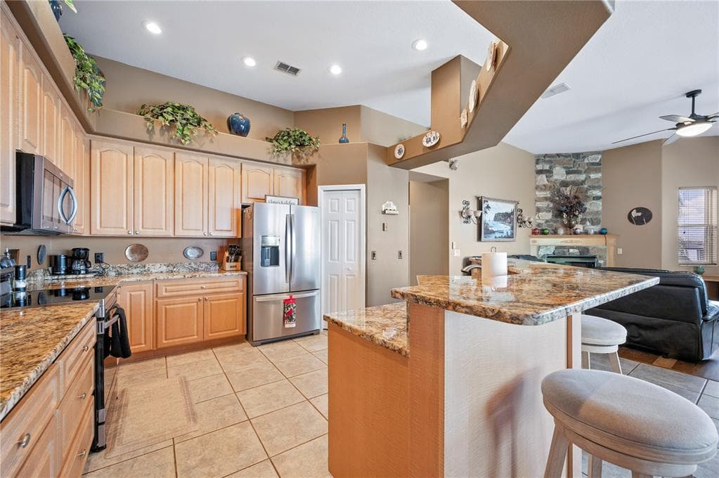 102 BAYBERRY DRIVE photo 15