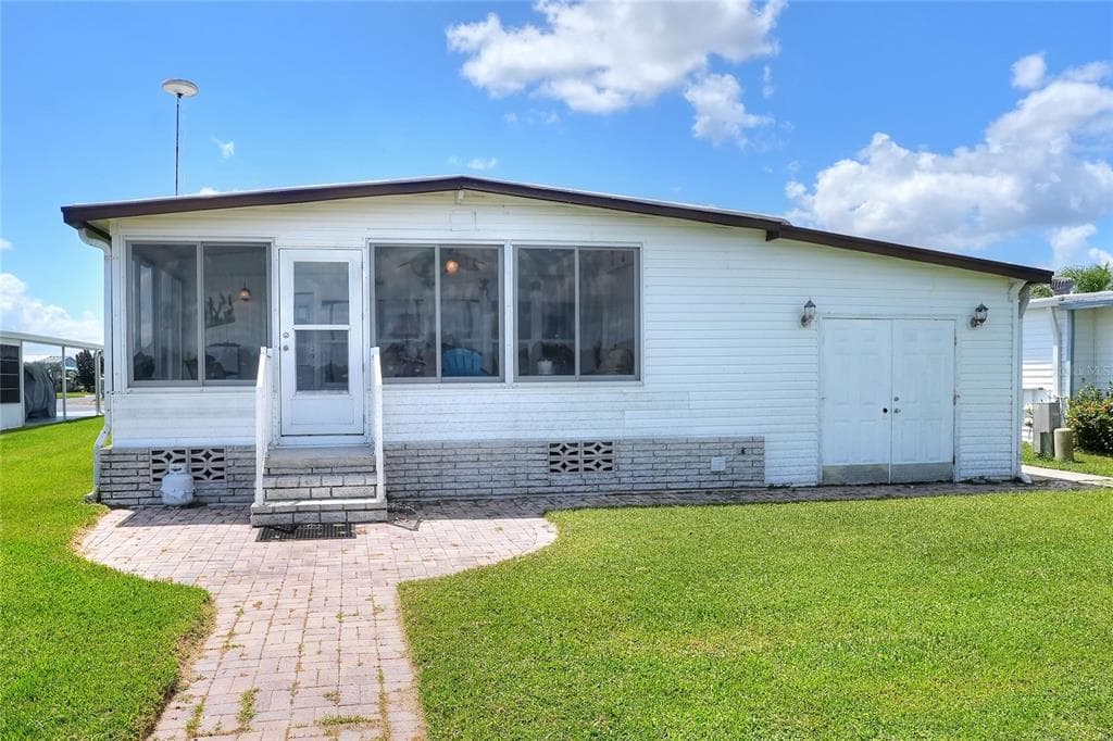 590 ALOHA DRIVE 3