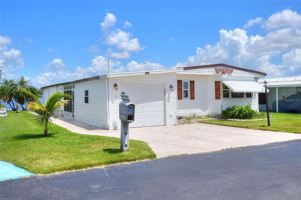 590 ALOHA DRIVE photo 18