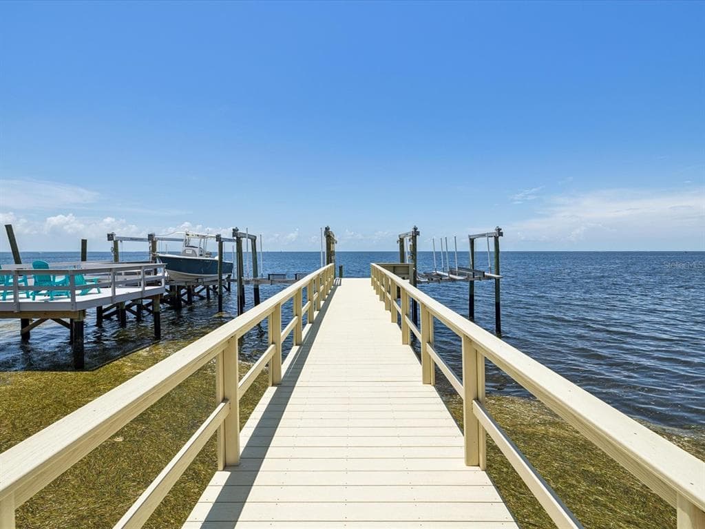 5101 WESTSHORE DRIVE photo 3