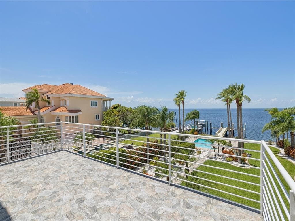 5101 WESTSHORE DRIVE photo 4