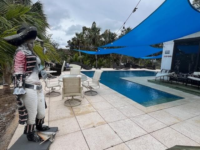 300 GARDEN LANE photo 19