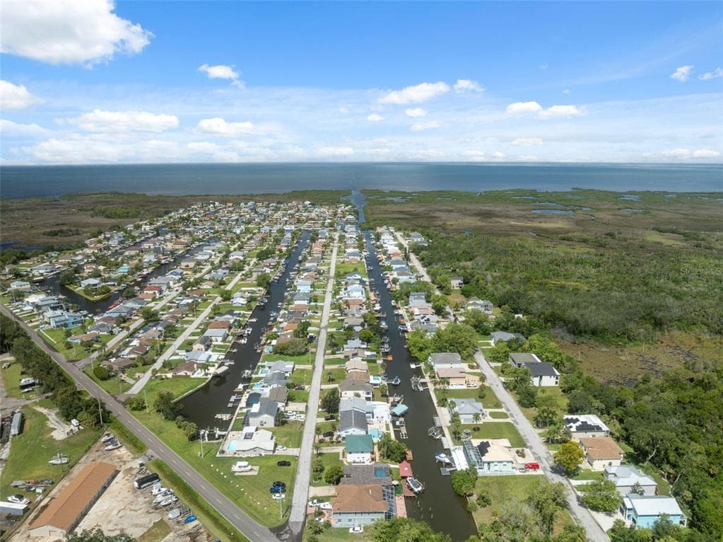 7711 HATTERAS DRIVE photo 3