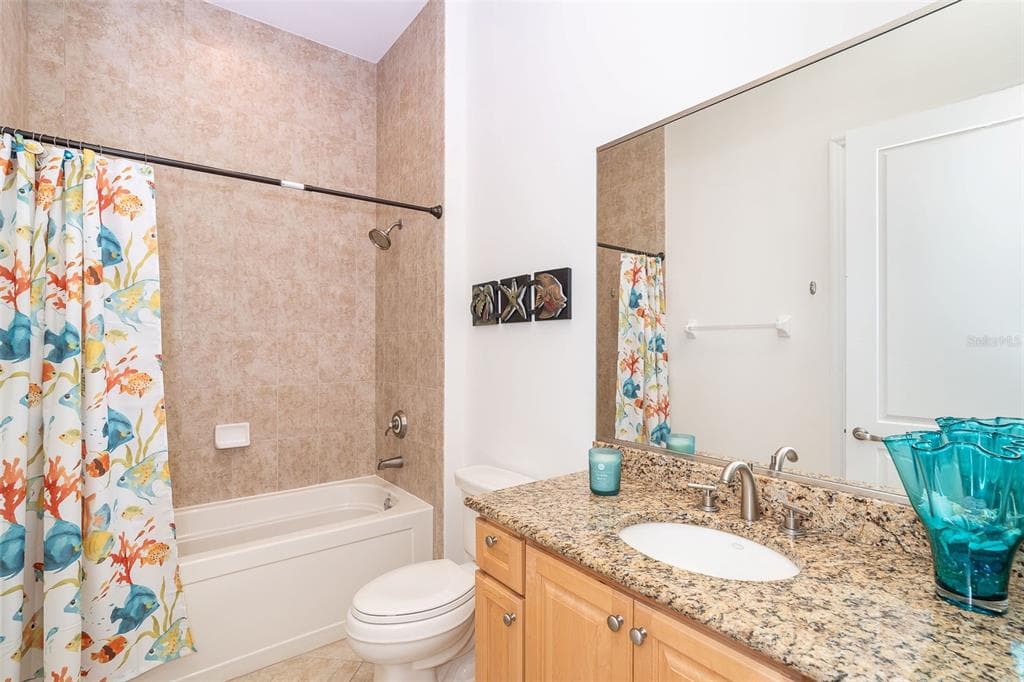 1375 BEACH ROAD 309 photo 11