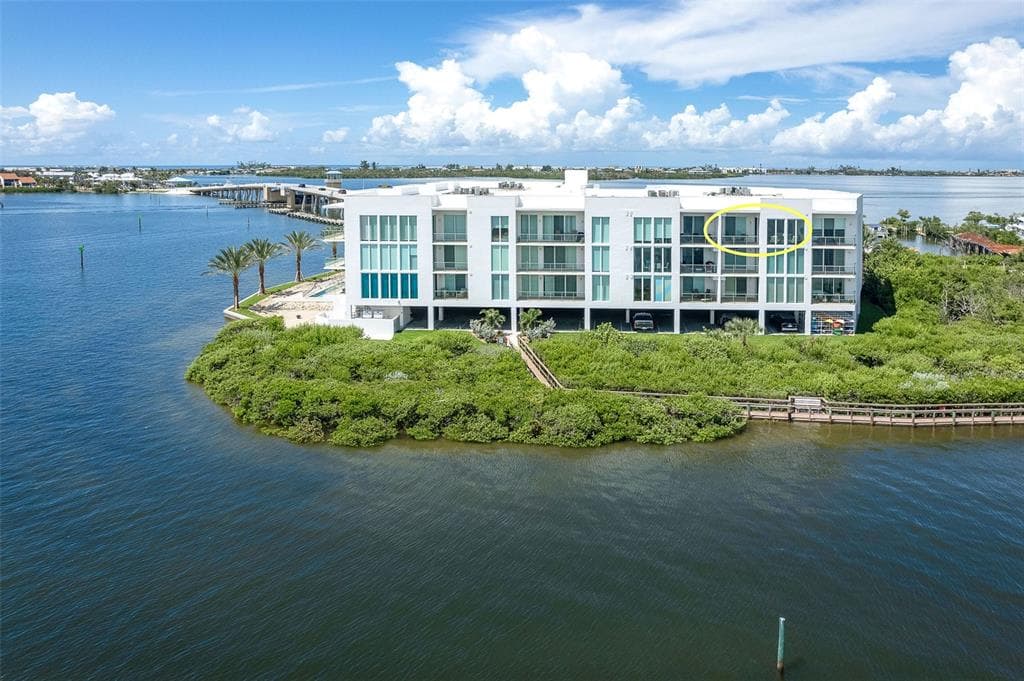 1375 BEACH ROAD #309 1