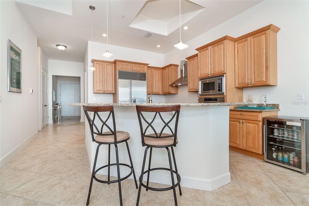 1375 BEACH ROAD 309 photo 14