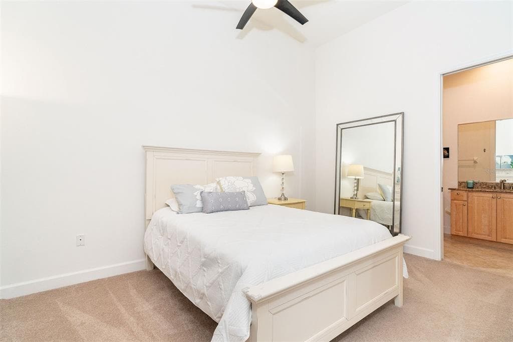 1375 BEACH ROAD 309 photo 10