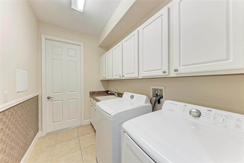 1310 CIELO COURT photo 10