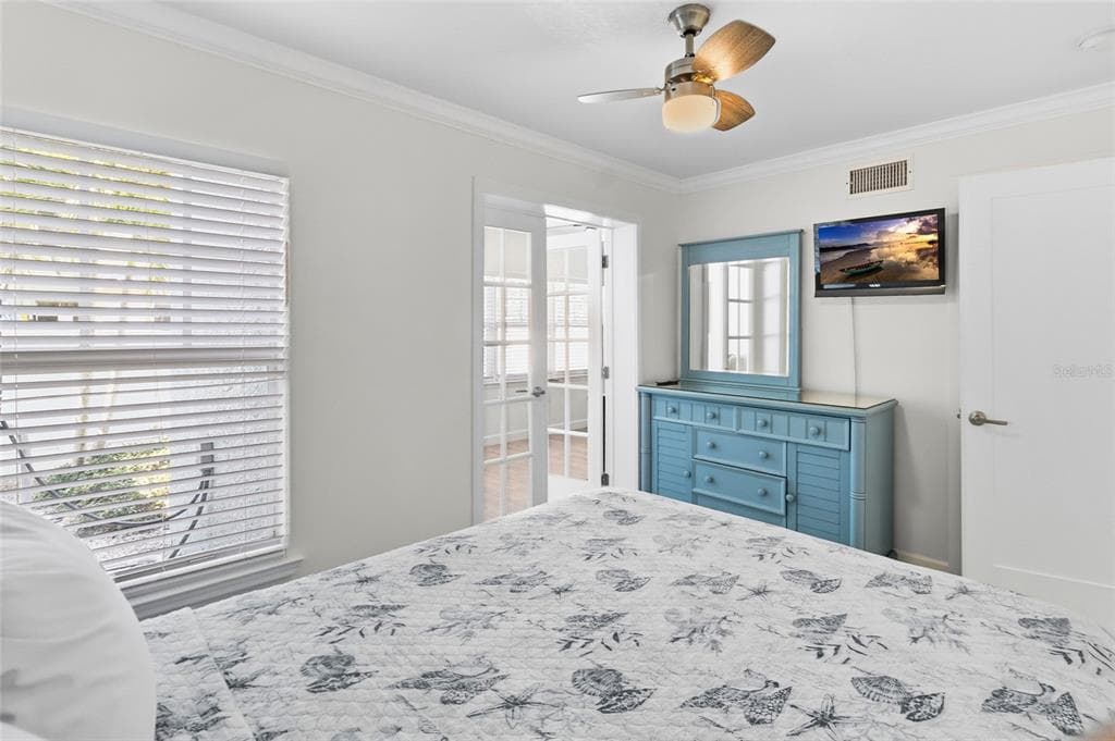 19417 GULF BOULEVARD C109 photo 11