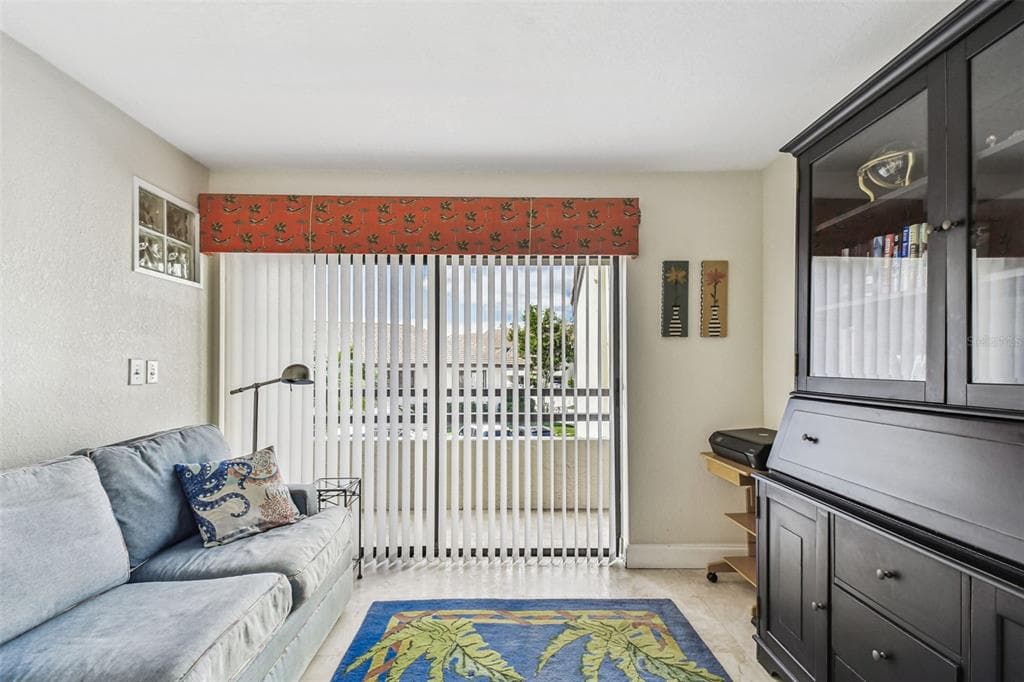 127 1ST STREET E 103 photo 10