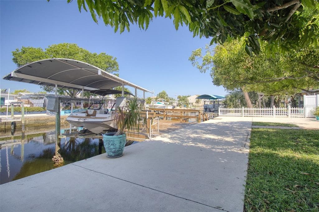 13625 MARIA DRIVE photo 6
