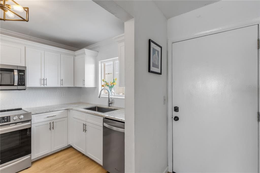 3606 S PENINSULA DRIVE 205 photo 7