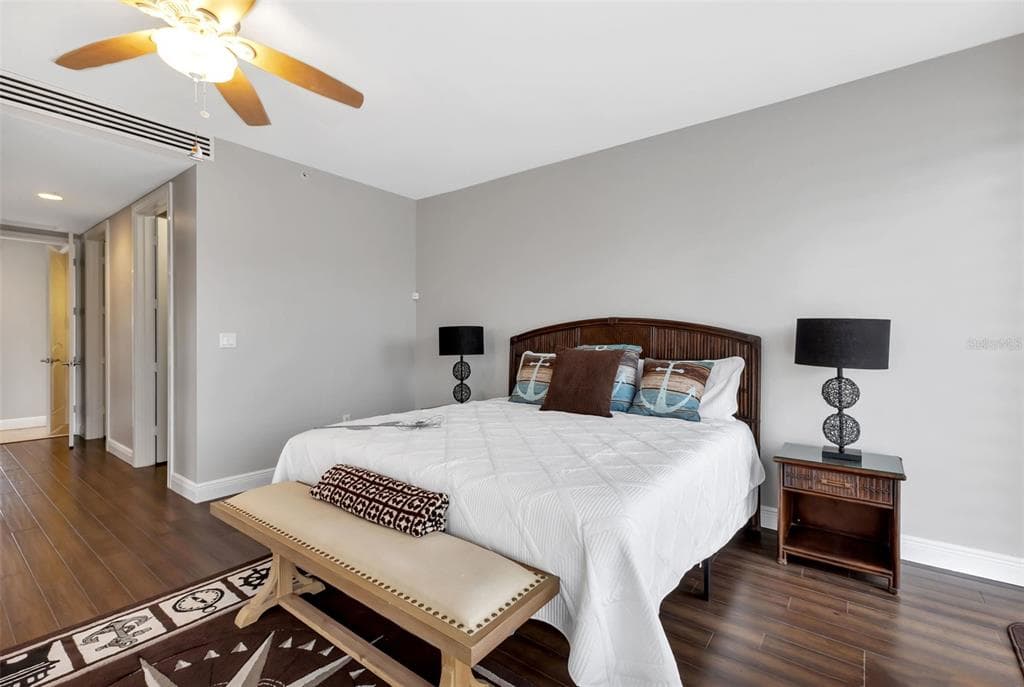 2522 MAGDALINA DRIVE photo 6