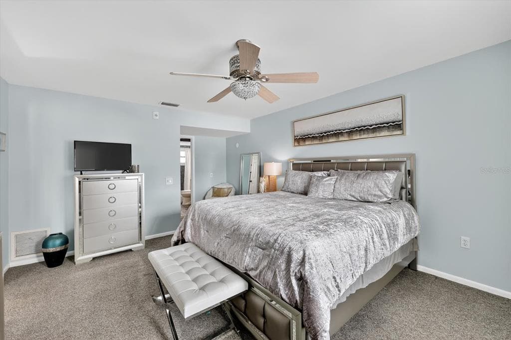 5020 BRITTANY DRIVE S 322 photo 18