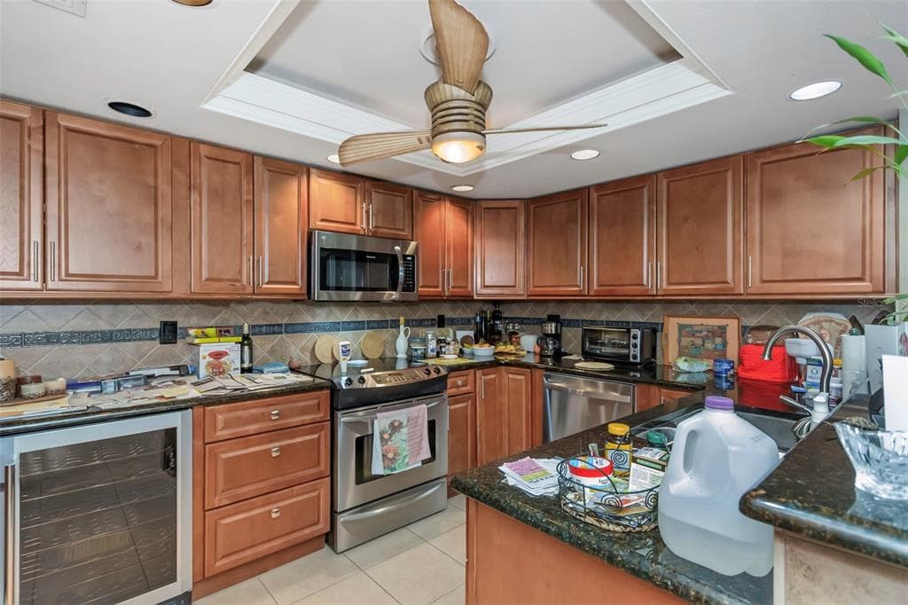 1480 GULF BOULEVARD 506 photo 24
