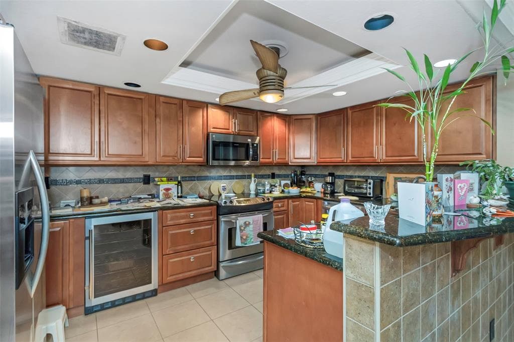 1480 GULF BOULEVARD 506 photo 25