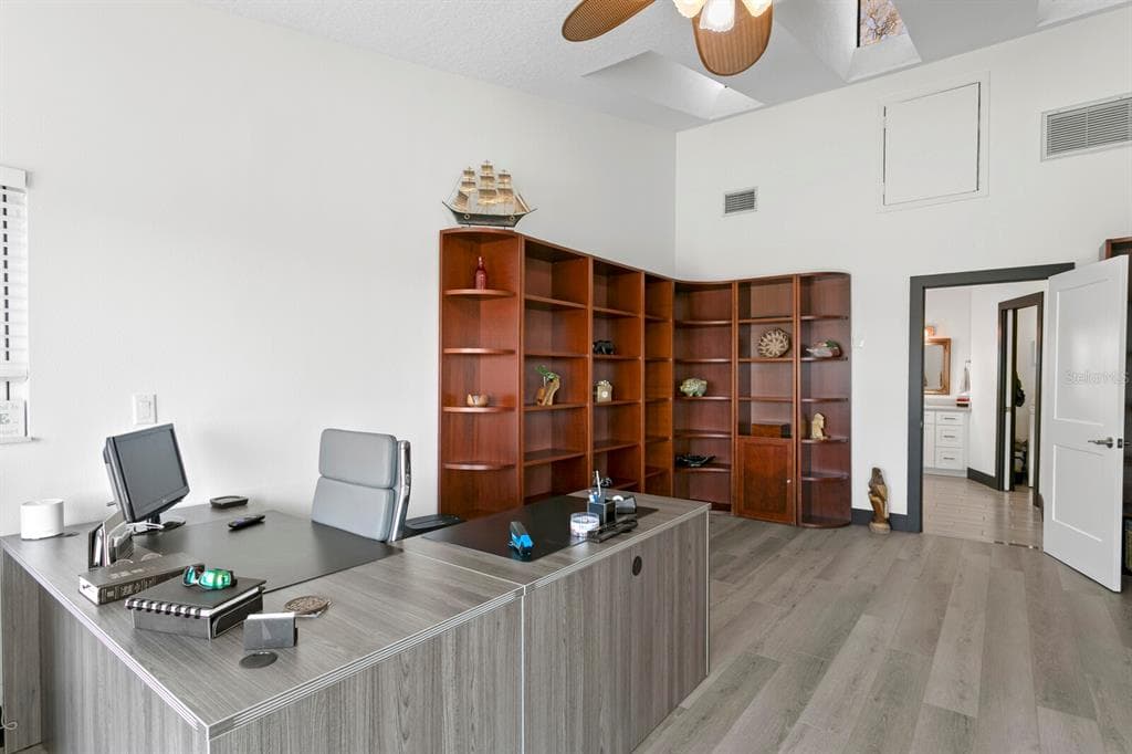 1632 SEA BREEZE DRIVE photo 24