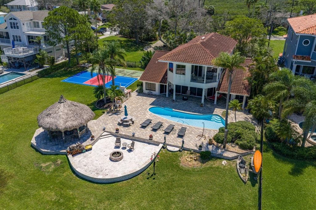 1632 SEA BREEZE DRIVE photo 4