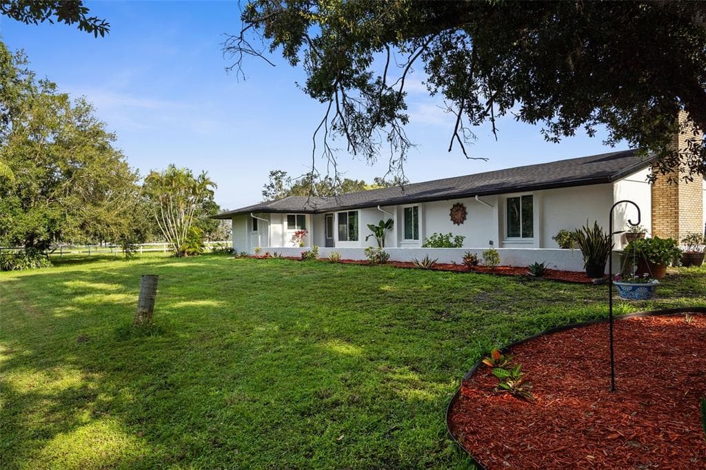 22226 E STATE ROAD 64 photo 2