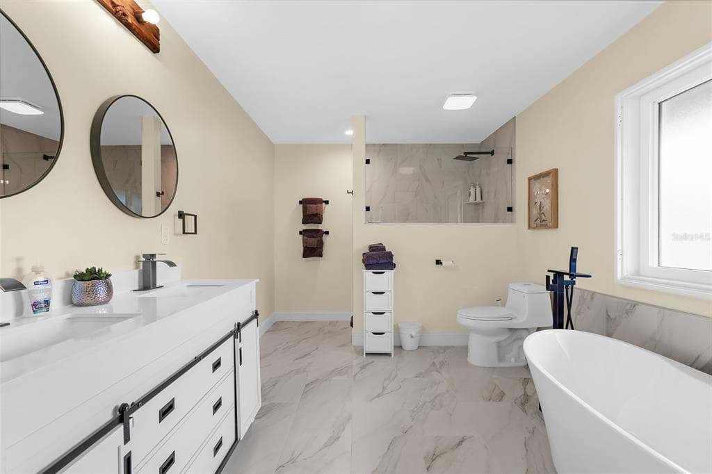 22226 E STATE ROAD 64 photo 24