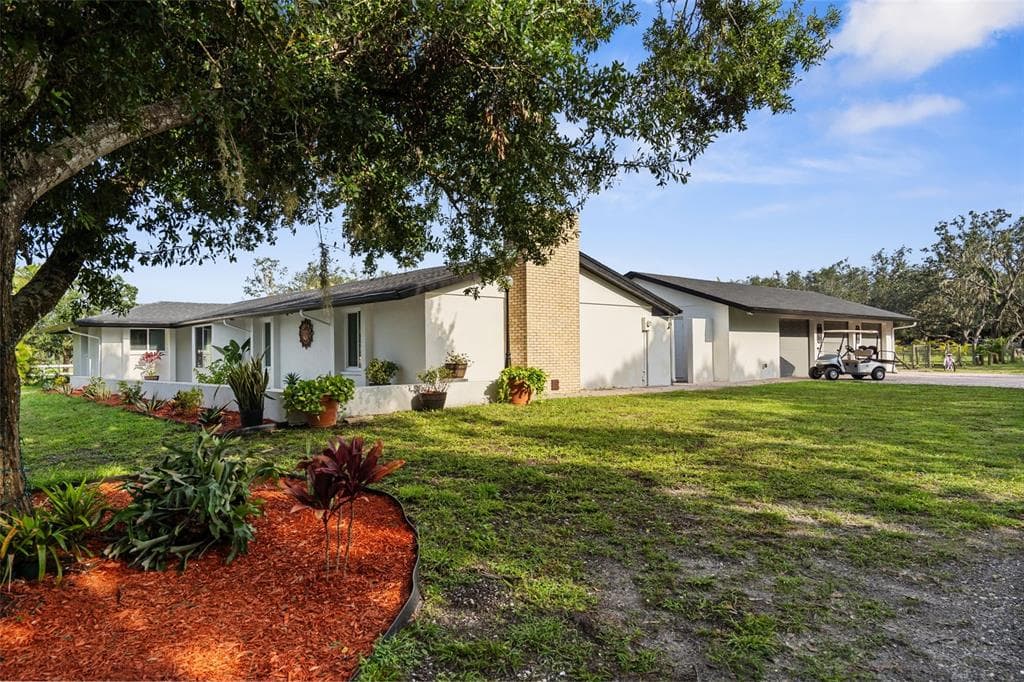 22226 E STATE ROAD 64 photo 4