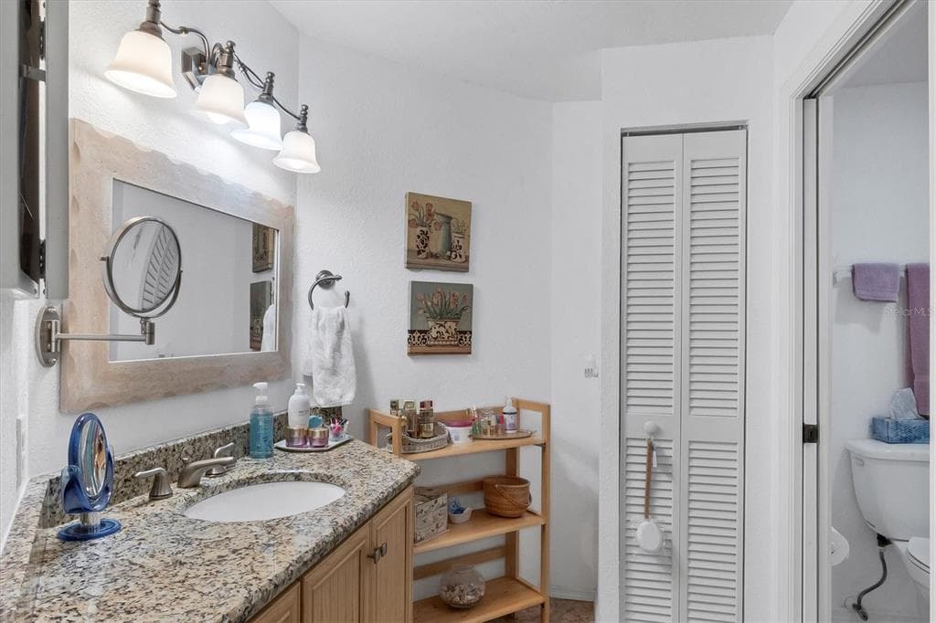 504 PINE HOLLOW CIRCLE 504 photo 23
