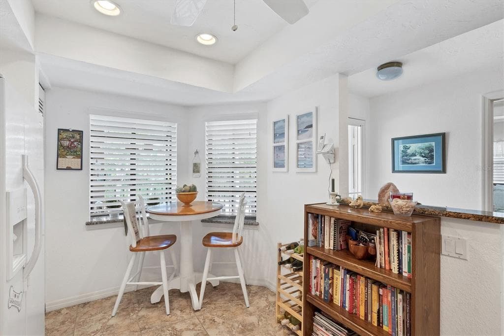 504 PINE HOLLOW CIRCLE 504 photo 16