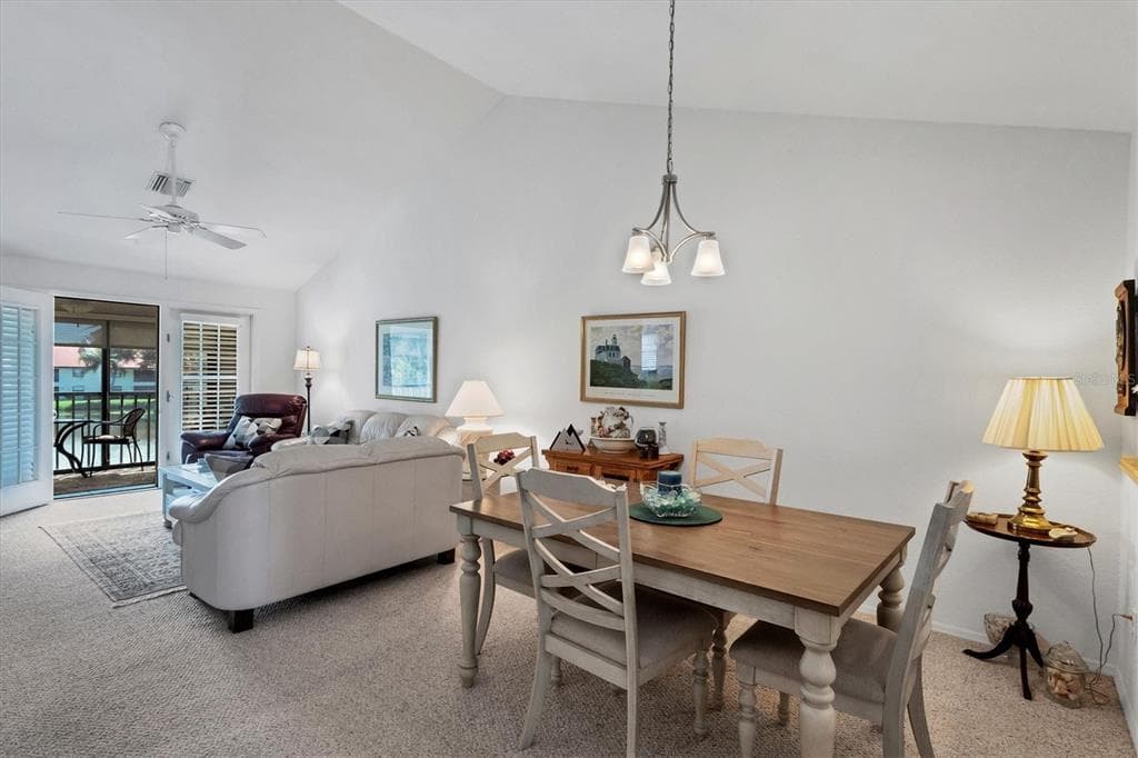 504 PINE HOLLOW CIRCLE 504 photo 18