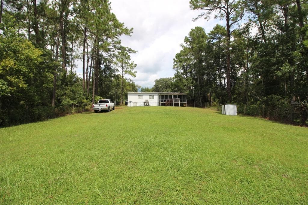 205 SUSAN STREET photo 1