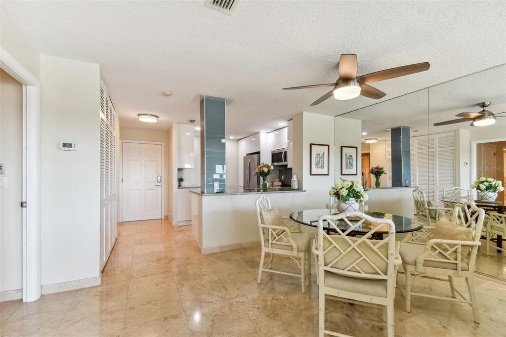 100 BLUFF VIEW DRIVE 607A photo 20