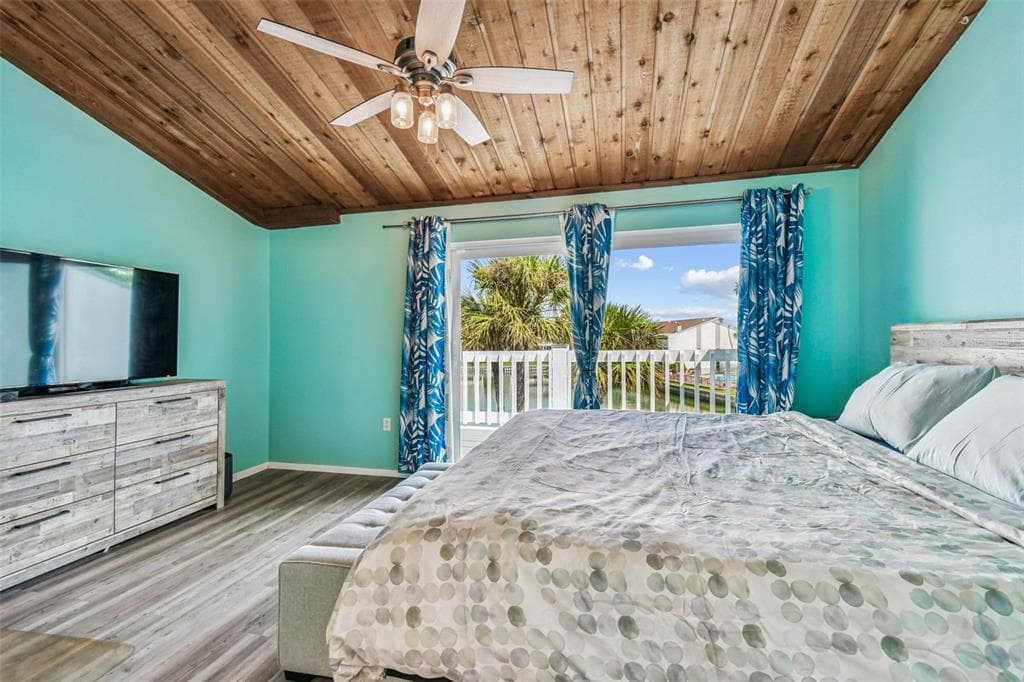 12134 CAPRI CIR S 803 photo 17