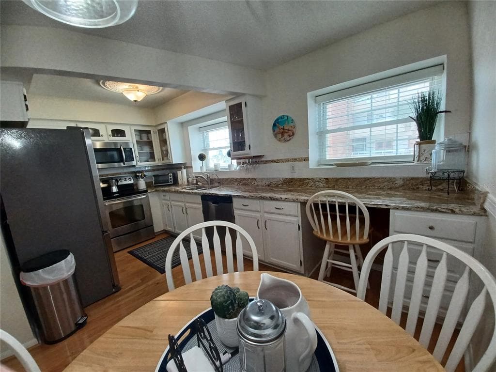 17960 GULF BOULEVARD 118 photo 9