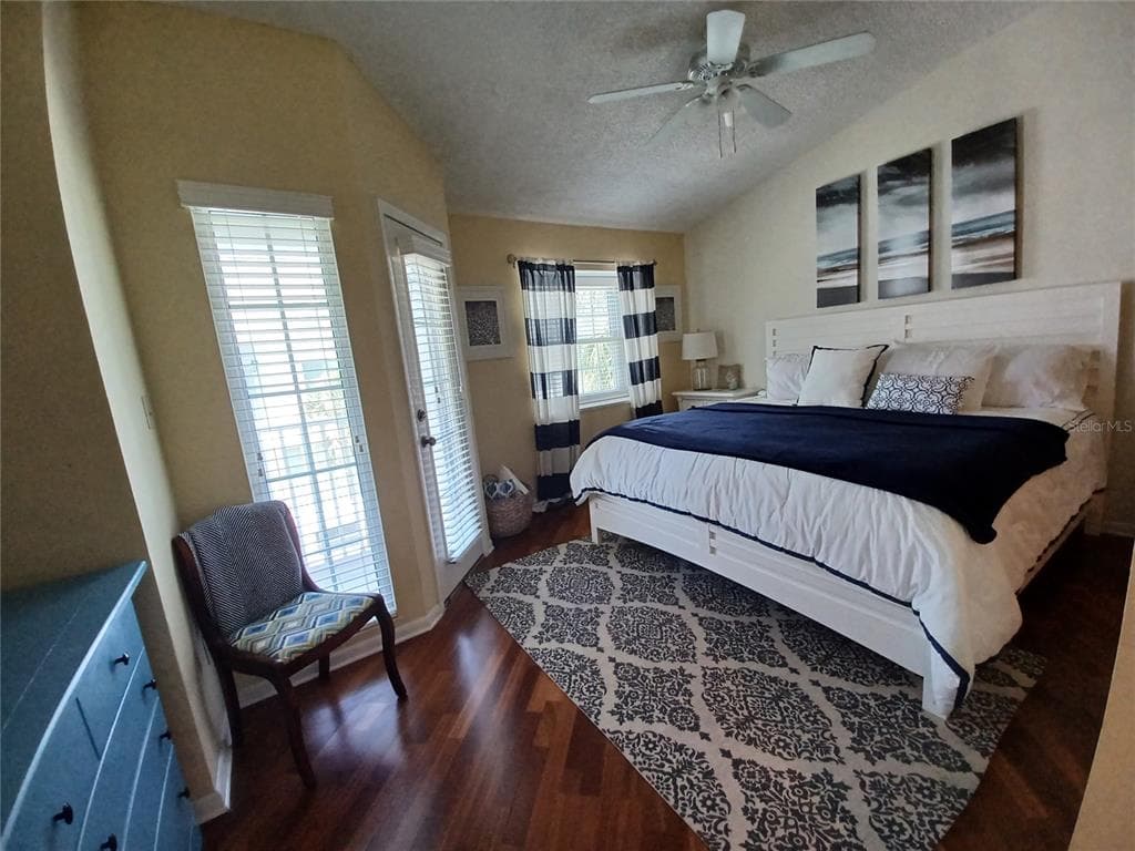 17960 GULF BOULEVARD 118 photo 19