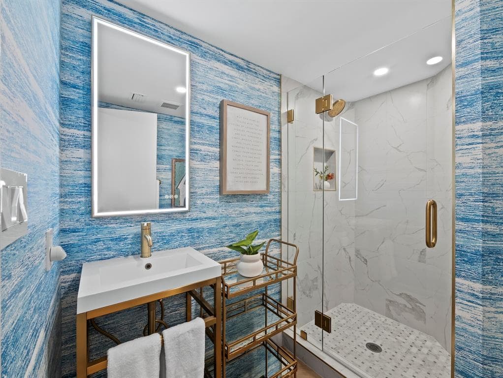 565 SANCTUARY DRIVE B106 photo 21