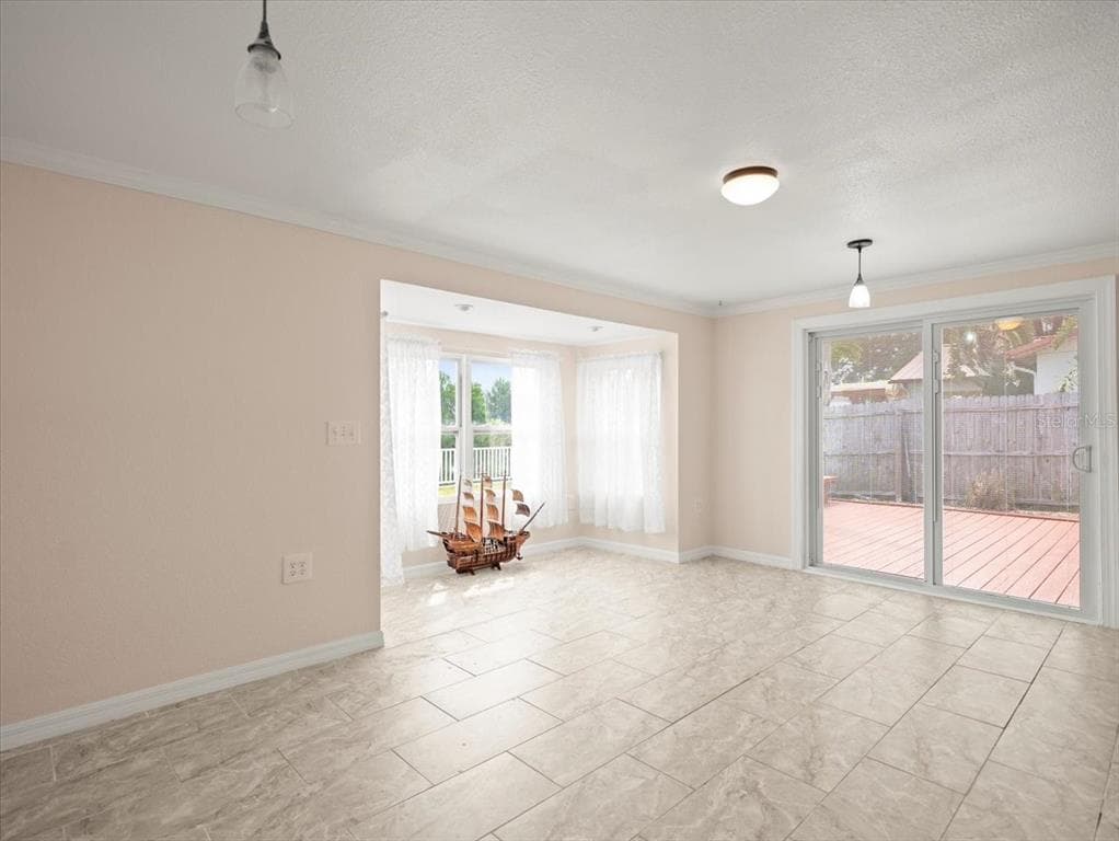 3408 CRAPE MYRTLE DRIVE photo 18