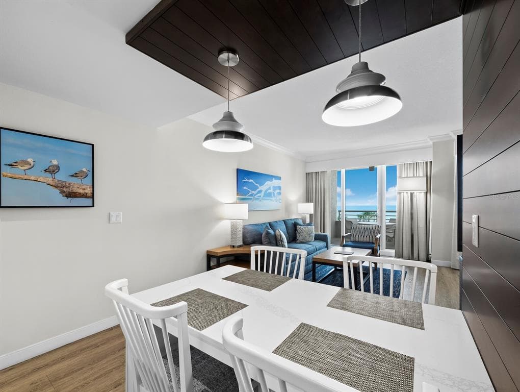 210 SANDS POINT ROAD 2405 photo 12
