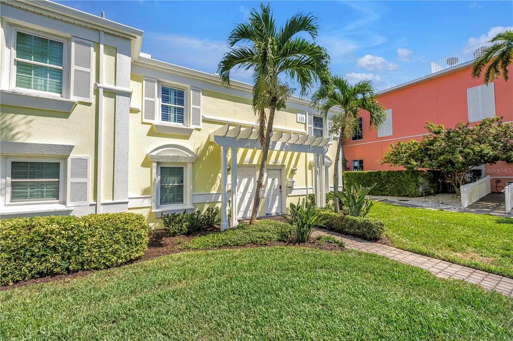 4982 COQUINA KEY DRIVE SE photo 2