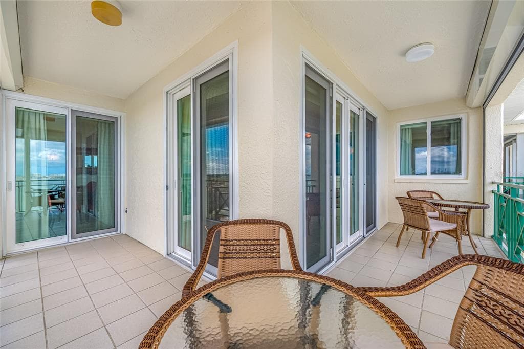 4717 DOLPHIN CAY LANE S 608 photo 13