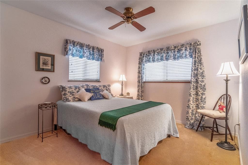 121 N LAKE GEORGE DRIVE photo 21