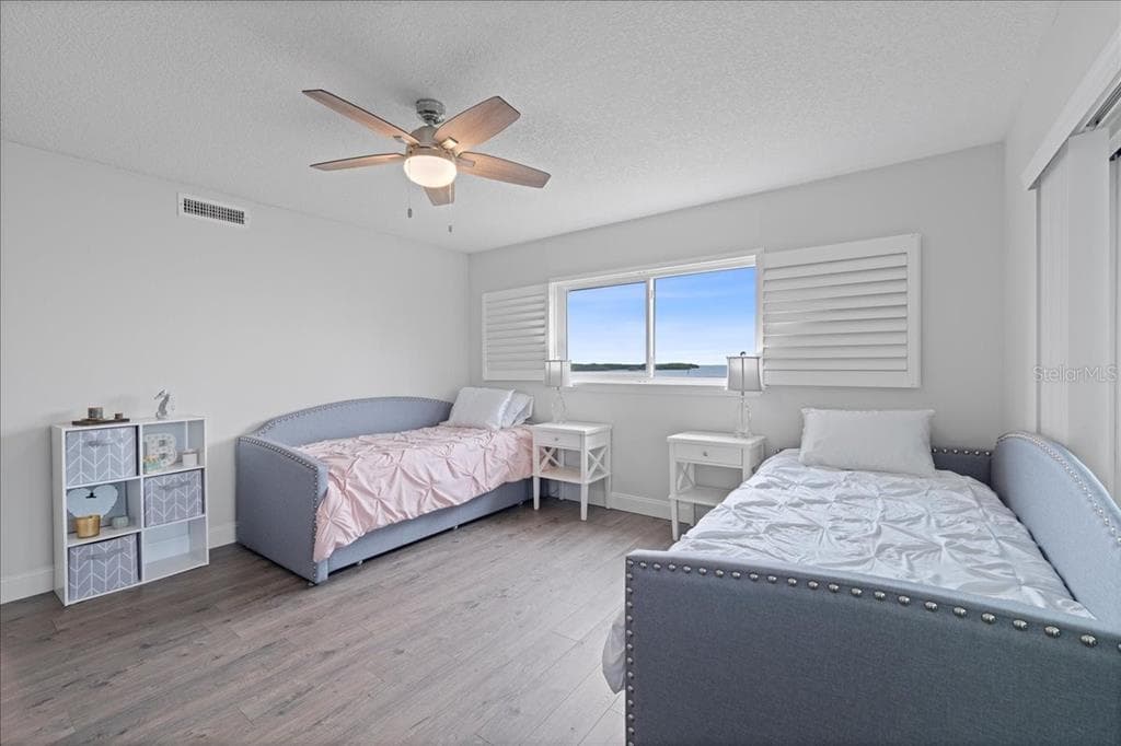 8251 BRENT STREET 918 photo 14