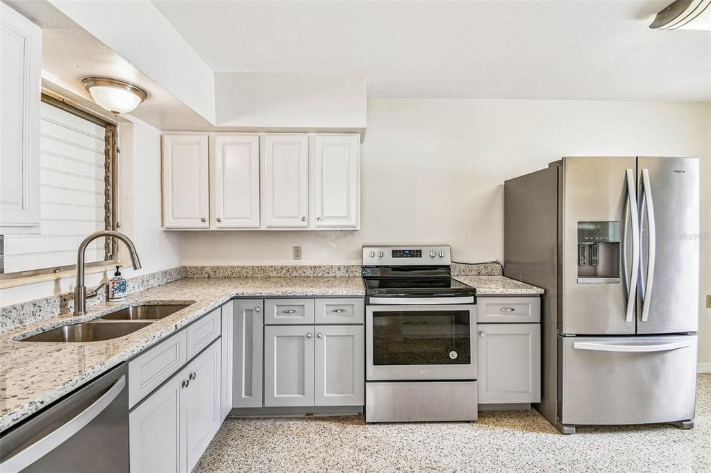 1101 81ST AVENUE N photo 25