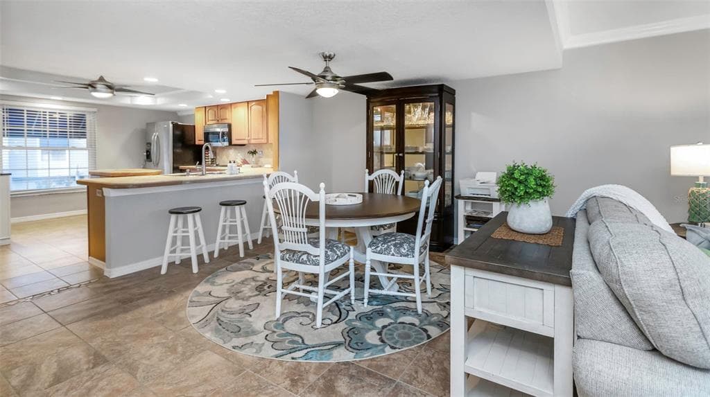 745 PINELLAS BAYWAY S 207 photo 15