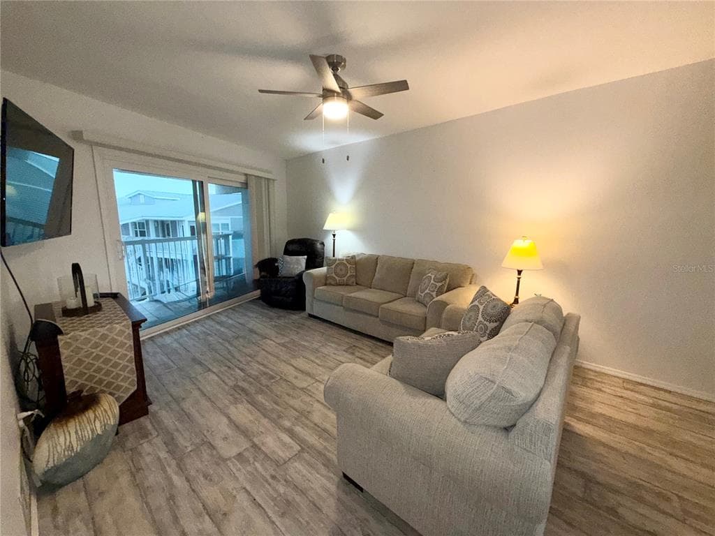 1480 GULF BOULEVARD 304 photo 16